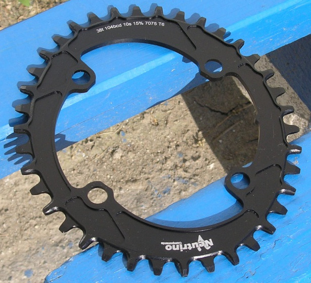 Звезда передняя 9ск 38T Narrow Wide, Neutrino, BCD 104мм, чёрный